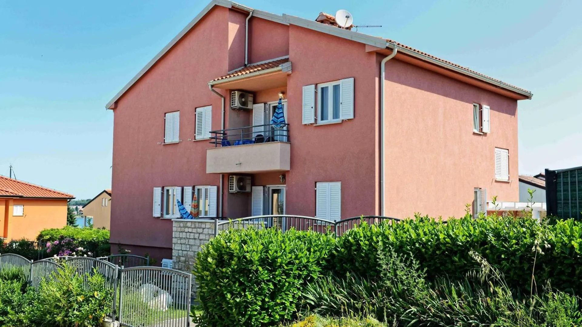 Ferienwohnung Pinta Mit Grossem Garten Dajla Chorwacja